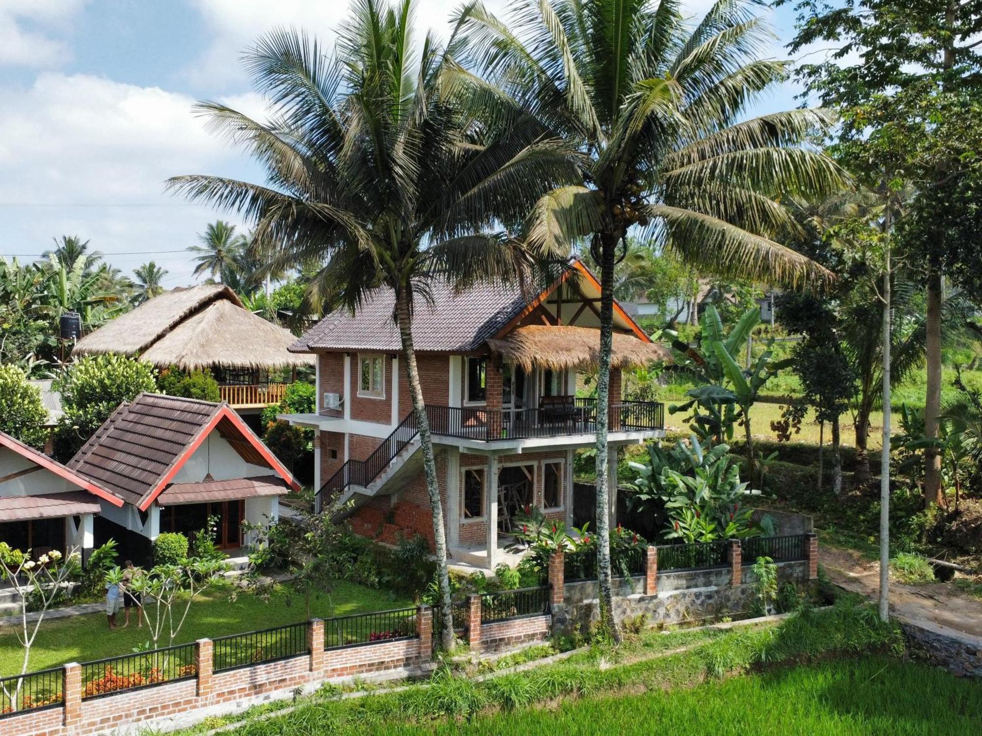 Novia Guest House Lombok-Tetebatu Exterior photo